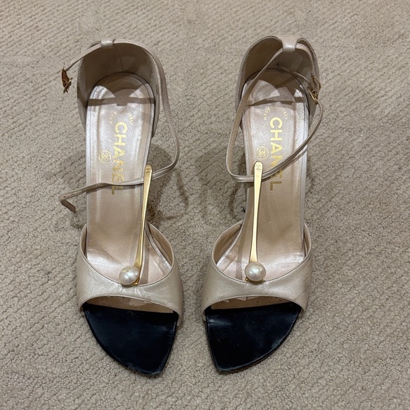CHANEL Women's Black and Tan Heels - Picture 1 of 7